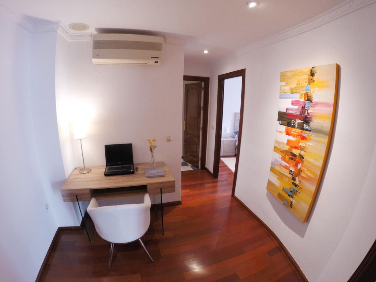 Apt Gibralhorce Suite By Malaga Picasso Rentals Selection Екстериор снимка